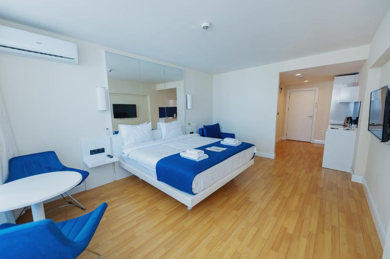 Orbi City Hub Apartments 巴统 外观 照片