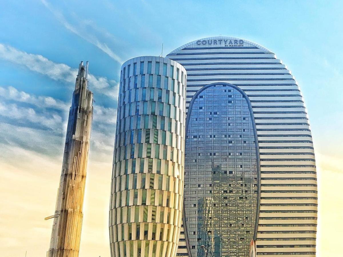Orbi City Hub Apartments 巴统 外观 照片